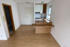 Modernisierte 1-Raum-Wohnung mit Balkon und Einbauküche in Schönaich – Im Röhrle 3, 71101 Schönaich – Vorschaubild 6