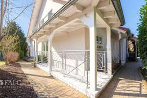Halbes Haus, volles Glück, sofort einziehen! - FALC Immobilien Heilbronn – Schloßgartenstraße 3/1, 74249 Jagsthausen – Vorschaubild 7
