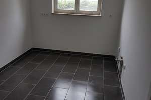 Kernsaniertes, schönes und helles Reihenhaus in ruhiger, zentraler Lage von Stadtbergen – St. Ulrichssiedlung 29, 86391 Stadtbergen – Vorschaubild 3