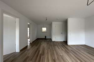 Erstbezug mit Terrasse & Balkon | 3 Zimmer, Aufzug & Garage in Friolzheim – 71292 Friolzheim – Vorschaubild 2