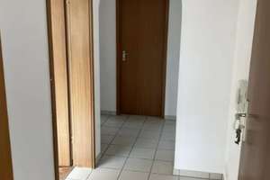 Sonnige 2 Zi.-Whg. mit Balkon und Stellplatz in toller Lage von Stuttgart-Weilimdorf – Landstuhler Straße 2, 70499 Weilimdorf (Ortsteil), Stuttgart – Vorschaubild 2