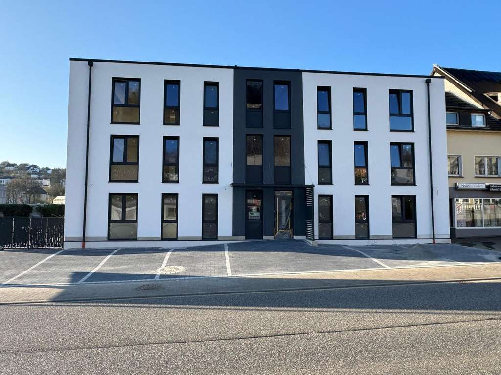 Neubau-Traumobjekt in Gerolstein Modernes Mehrfamilienhaus mit 9 Wohnungen, Effizienzklasse 40,