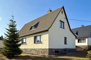 Attraktives Einfamilienhaus  für Ihre Familie in Gornau – Erzgebirgskreis – Vorschaubild 1