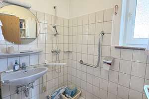 Einfamilienhaus in ruhiger Lage mit Potential und Vollkeller auf einem 813 m² großem Erbbaugrundstüc – Die vollständige Adresse der Immobilie erhältst du vom Anbieter., 23560 Moisling, Lübeck – Vorschaubild 14