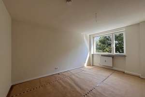 ERSTBEZUG nach Sanierung! - Helle 4-Zimmer-Wohnung mit Balkon – Söderblomstr. 1, 90439 Sündersbühl, Nürnberg – Vorschaubild 4