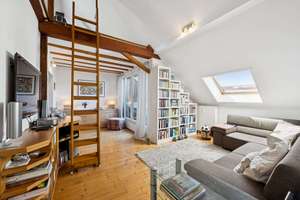 Exklusives Wohnen in Bestlage - Lorettoviertel! Altbau-Charme trifft moderne Dachgeschosswohnung! – Die vollständige Adresse der Immobilie erhältst du vom Anbieter., 40219 Unterbilk, Düsseldorf – Vorschaubild 9
