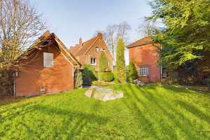 Einfamilienhaus mit Nebengebäuden in 28197 Seehausen-Strom – Bremen – Vorschaubild 6