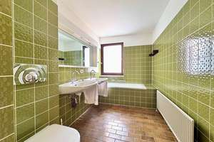 Property thumbnail 12