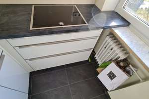 Vollmoblierte Geschmackvolle Wohnung mit einem Zimmer sowie Balkon und EBK in München. – Die vollständige Adresse der Immobilie erhältst du vom Anbieter., 80807 Milbertshofen, München – Vorschaubild 5