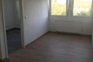 Schönes großzügiges Haus mit schönem Garten in ruhiger Lage von Rosbach – 61191 Rosbach vor der Höhe – Vorschaubild 3