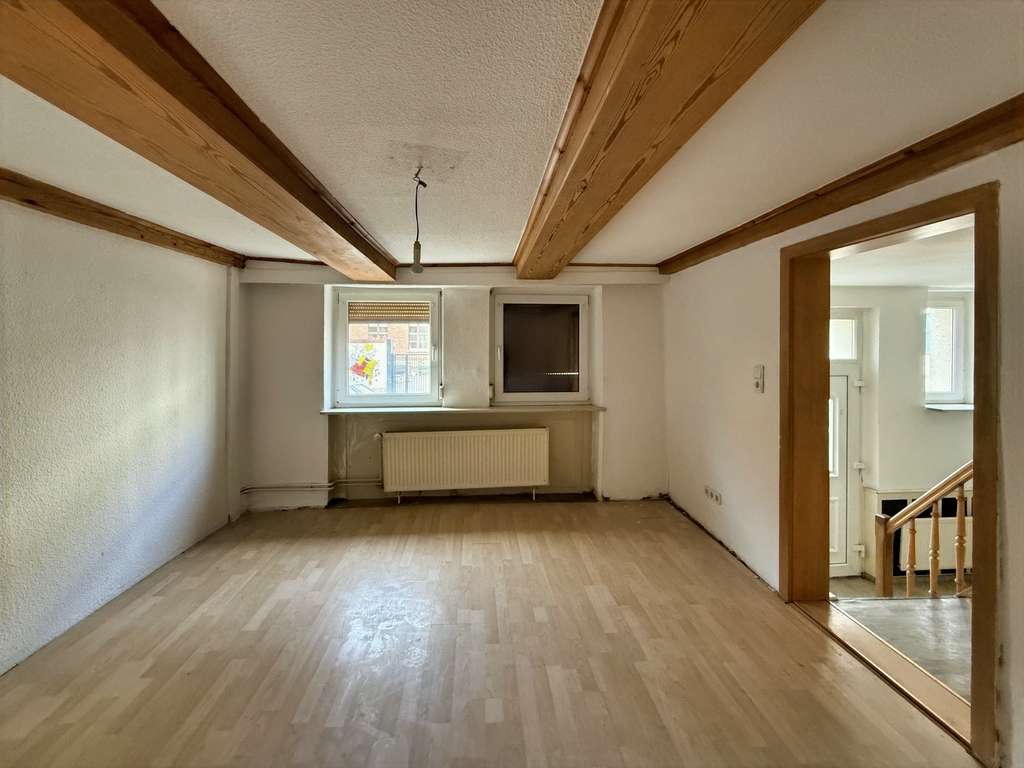 Immobilie in Gröningen - „Kompakt wohnen, großzügig parken – Reihenmittelhaus in Gröningen“ - Bild 2