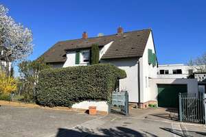 Freistehendes Einfamilienhaus mit Option auf Garten-Erweiterung in Mainz-Hechtsheim