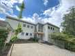 ### 2 BALKONE, 2 BÄDER, EINBAUKÜCHE, STELLPLATZ, SCHWIMMBAD! 3 ZIMMERWOHNUNG IN SCHÖNER LAGE! ###