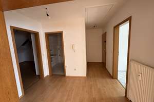 Perfekt für Eigennutzer oder als attraktive Kapitalanlage attraktive 3-Zimmer-Dachgeschosswohnung. – Die vollständige Adresse der Immobilie erhältst du vom Anbieter., 75015 Bretten – Vorschaubild 8