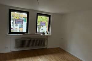 Viel Platz für die Familie: Haus mit Garten, Stellplatz & perfekter Anbindung in Köln-Bilderstöckche – Longericher Straße 91, 50739 Bilderstöckchen, Köln – Vorschaubild 13