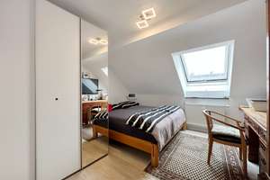 ***Möbliertes und klimatisiertes Dachgeschoss mit Charme*** – 40476 Golzheim, Düsseldorf – Vorschaubild 9