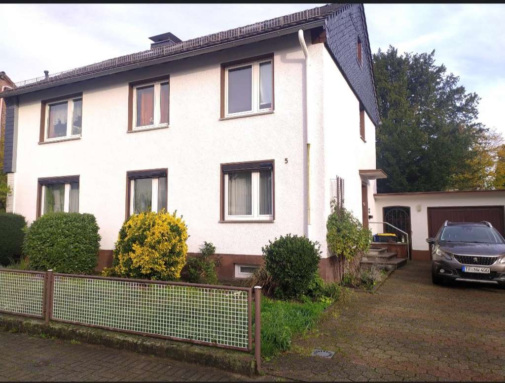 475000 € - 210 m² - 9.5 Zi.