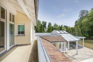 Sonnenlage, Villa auf parkähnlichem Grundstück, Pool, Solar, von Privat – München (Kreis) – Vorschaubild 8
