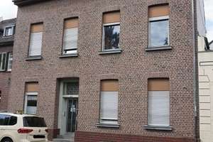 Haus der Optionen! Ruhiges und zentral gelegenes Haus mit individuellen Nutzungsmöglichkeiten – Die vollständige Adresse der Immobilie erhältst du vom Anbieter., 47805 Dießem/Lehmheide, Krefeld – Vorschaubild 1