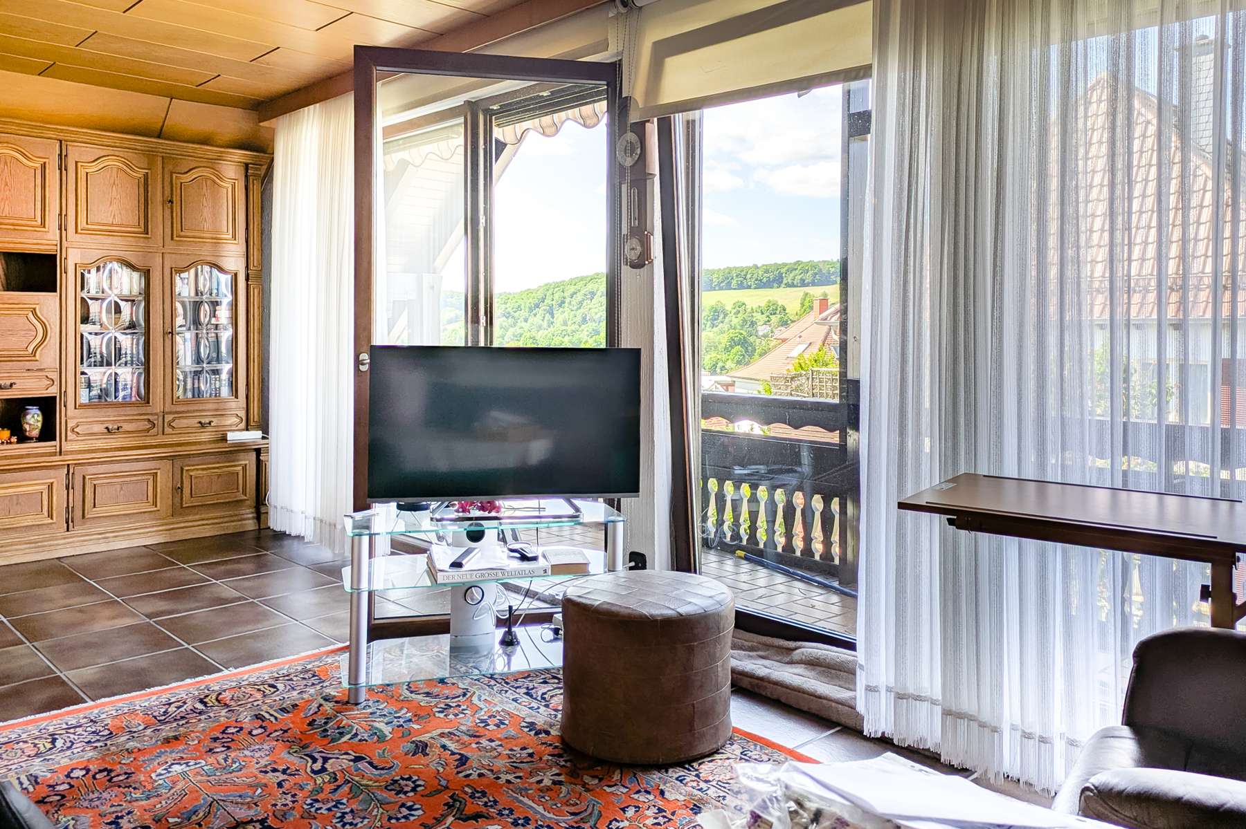 Immobilie in Erbach - 1 Haus 2 Wohnungen? Eigentlich beides! Viel Platz & viele Möglichkeiten in zentraler Lage von Erbach - Bild 2