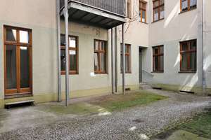 Mit Video: Kleine Terrassenwohnung im Innenhof mit Einbauküche – Sankt-Michael-Straße 5, 39112 Sudenburg, Magdeburg – Vorschaubild 6
