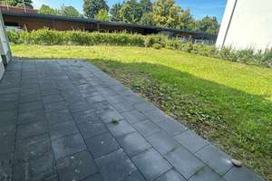 Gartenparadies inklusive: Komfortable 4-Zimmer Wohnung mit toller Einbauküche  und zwei Carport – Die vollständige Adresse der Immobilie erhältst du vom Anbieter., 38442 Ehmen, Wolfsburg – Vorschaubild 4