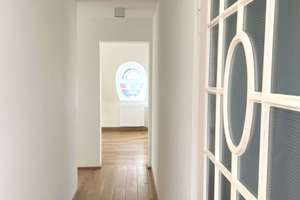 Aussicht über Stuttgart | Sanierte Dachgeschoss-Altbau-Wohnung