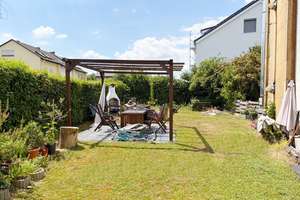 Großzügige 
4,5-Zi. Eigentumswohnung
in einem 3-Familienhaus
mit Gartenanteil und Garage
in Neu- – Die vollständige Adresse der Immobilie erhältst du vom Anbieter., 89231 Neu-Ulm – Vorschaubild 21