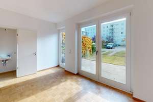 Urban. Grün. Zuhause. 7-Zimmer Reihenhaus mit Garten in Friedrichshain – 10247 Prenzlauer Berg, Berlin – Vorschaubild 3