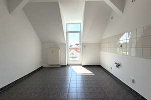 Attraktive 2-Zimmer-Dachgeschosswohnung mit Süd-West-Balkon auf dem Kaßberg – Die vollständige Adresse der Immobilie erhältst du vom Anbieter., 9112 Kaßberg, Chemnitz – Vorschaubild 3