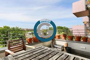 AUFZUG, FUSSBODENHEIZUNG & 5.500 m² QUARTIERSPARK - GRÜNE OASE - MITTEN IN BEGEHRTER KIEZ-LAGE – Schwiebusser Str. 45, 10965 Kreuzberg, Berlin – Vorschaubild 1
