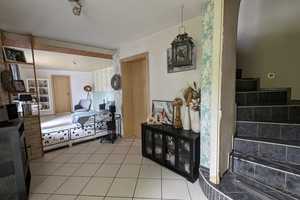 Einfamilienhaus mit großem Ausbaupotenzial, Garten, Doppelgarage und vier Außenstellplätzen – Euskirchen (Kreis) – Vorschaubild 7
