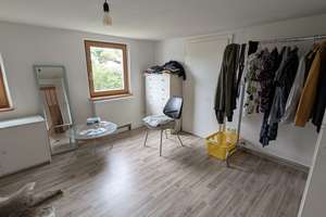 Großzügiges modernisiertes Einfamilienhaus in Gerzen mit Garten und mehreren Garagen – 84175 Gerzen – Vorschaubild 11