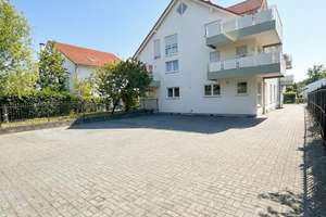 Provisionsfreies Wohn- und Geschäftshaus in Schöneck – 4 Wohnungen, Gewerbe, 12 Stellplätze – Kilianstädter Straße 42a, 61137 Schöneck – Vorschaubild 3