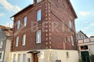 SOLIDES BACKSTEIN-EINFAMILIENHAUS  | MITTEN IN SIEGEN-EISERFELD