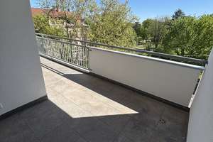 4-Zimmer-Wohnung mit Balkon in Nürnberg-Wöhrd – Äußere Cramer-Klett-Straße 5, 90489 Wöhrd, Nürnberg – Vorschaubild 3