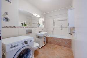 Zwischen Altbauflair & Kiezkultur – 3-Zimmer-Wohnung auf 89 m² mit EBK und Balkon in Friedenau – Die vollständige Adresse der Immobilie erhältst du vom Anbieter., 12159 Friedenau, Berlin – Vorschaubild 8