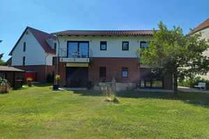 Möblierte 2-Zimmer-Wohnung inmitten idyllischer Natur  mit Terrasse und Garten – Wolfsburg – Vorschaubild 1