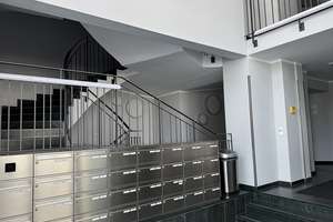 Voll möblierte 3,0 Zimmer Wohnung in gehobener Wohnlage in Bogenhausen/Haidhausen – Lucile-Grahn-Straße 37 a, 81675 Steinhausen, München – Vorschaubild 3