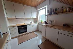 Gemütliche Dachgeschosswohnung 4 Zimmer mit Einbauküche in ruhiger Wohngegend – Die vollständige Adresse der Immobilie erhältst du vom Anbieter., 71720 Oberstenfeld – Vorschaubild 5
