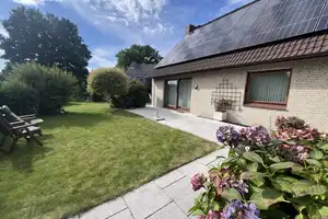 Gepflegtes 4-6-Zimmer-EFH mit PV, Vollkeller, Garage + Kachelofen in ruhiger Lage von Barsbüttel – Stormarn (Kreis) – Vorschaubild 8
