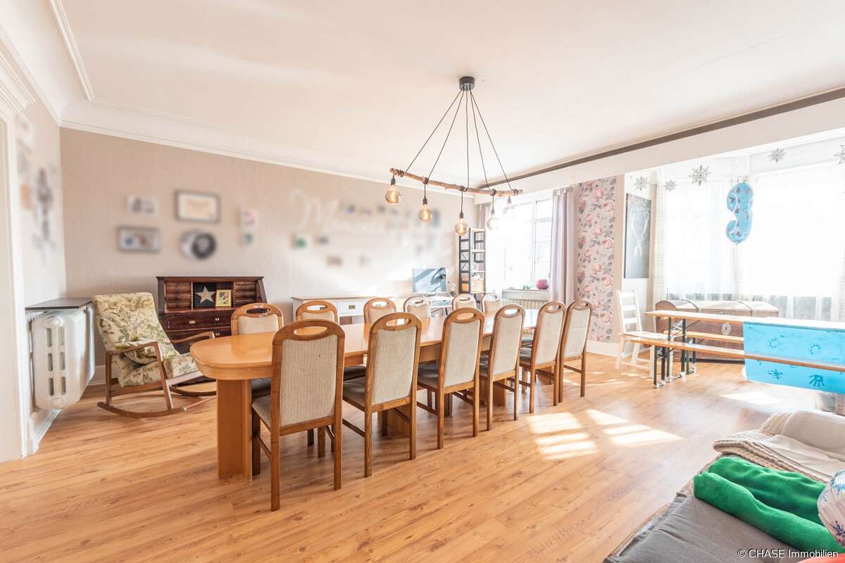 Immobilie in Hessisch Oldendorf - Herrliche Altbau-Stadtvilla als Doppelhaushälfte - Bevorzugtes Wohnen in Hessisch Oldendorf! - Bild 2