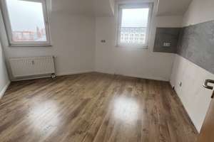 Große Helle 3 Zimmer Dachgeschoss Wohnung im Hopfengarten – 39120 Hopfengarten, Magdeburg – Vorschaubild 3