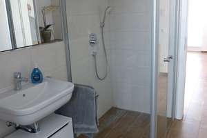 Neuwertige Dachgeschosswohnung mit EBK und Balkon in Ingolstadt-Nord – Grillparzerstraße 14a, 85055 Nordost, Ingolstadt – Vorschaubild 10