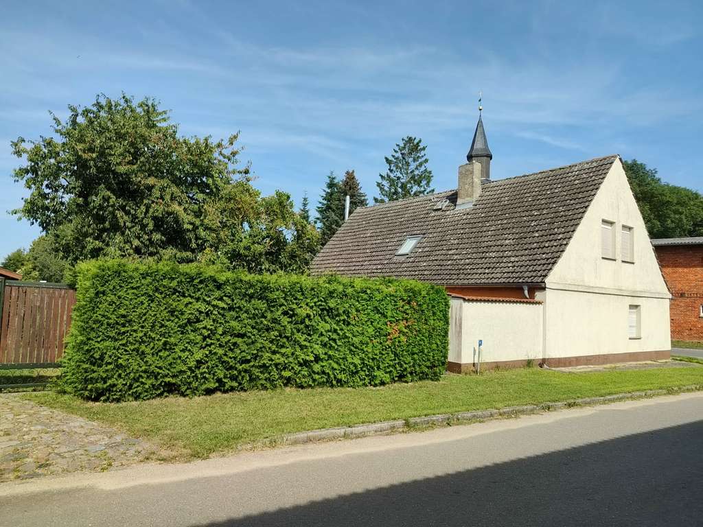 Immobilie in Hohenselchow-Groß Pinnow - NEU*** Wohnhaus mit Einliegerwohnung in Groß Pinnow - Bild 1