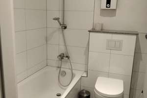 Zuhause mit 2 Zimmern, Einbauküche, Badezimmer,West-Loggia zum ruhigen Innenhof  in  Düsseldorf Bilk – Mecumstraße 31, 40225 Bilk, Düsseldorf – Vorschaubild 10