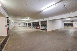 Helle 2-Zimmer-Wohnung mit Südbalkon und Tiefgaragenstellplatz – sofort bezugsfrei – Die vollständige Adresse der Immobilie erhältst du vom Anbieter., 81673 Echarding, München – Vorschaubild 11