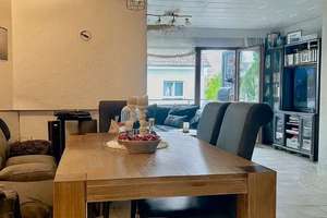 Doppelhaushälfte in Stuttgart-Stammheim: 145 m² Wohnfläche, Kamin, Garten & Garage – Die vollständige Adresse der Immobilie erhältst du vom Anbieter., 70439 Stammheim-Süd, Stuttgart – Vorschaubild 4