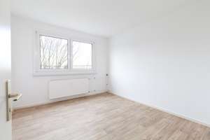 Frisch sanierte 3-Zimmerwohnung mit modernen Bad mit Wanne – Ernst-Haeckel-Weg 9, 6122 Nördliche Neustadt, Halle (Saale) – Vorschaubild 2