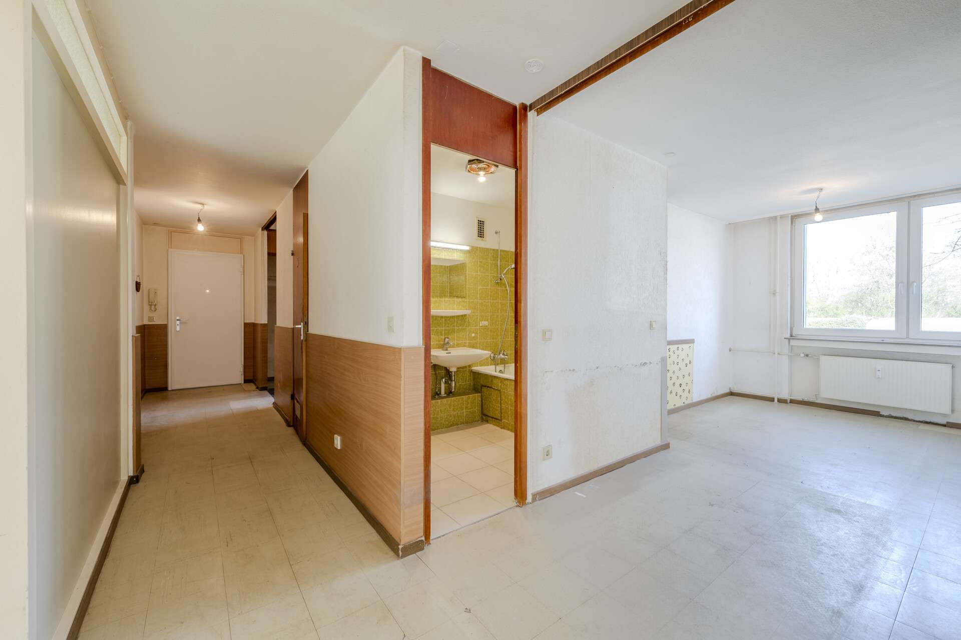 Handwerker aufgepasst: Großzügige 4,5 Zimmer in Eglosheim, Ludwigsburg Kreis – Bild 2